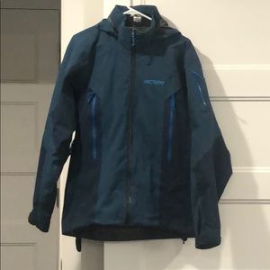 Men’s arcteryx ski jacket